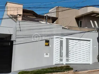 Casa-Térrea em Loteamento Água Limpa Park, Campo Grande