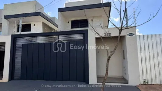 Sobrado em Jardim Itatiaia, Campo Grande