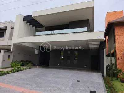 Sobrado-Condomínio em Residencial Damha IV, Campo Grande