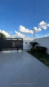 Casa-Térrea em Jardim Auxiliadora, Campo Grande