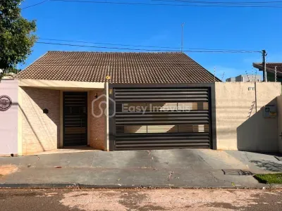 Casa-Térrea em Seminário, Campo Grande