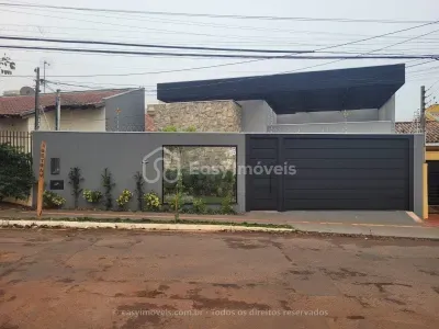 Casa-Térrea em Vila Planalto, Campo Grande