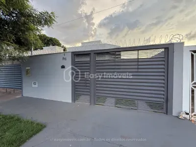 Casa-Térrea em Nova Lima, Campo Grande