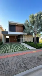 Sobrado-Condomínio em Residencial Alphaville III, Campo Grande