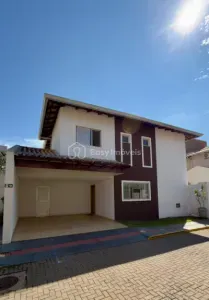 Sobrado-Condomínio em Cidade Jardim, Campo Grande