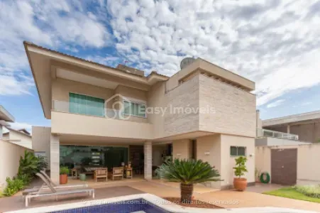 Sobrado-Condomínio em Residencial Damha I, Campo Grande