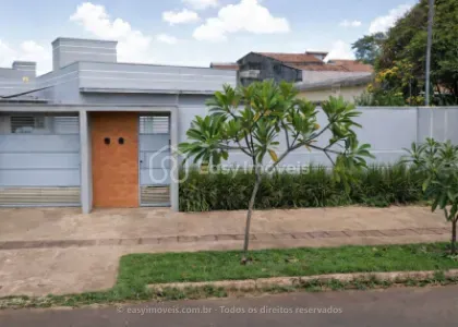 Casa-Térrea em Vila Sobrinho, Campo Grande